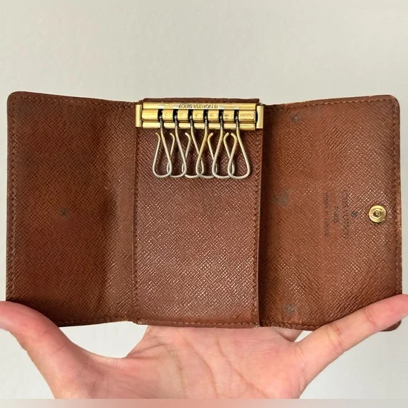 Louis Vuitton Monogram Key & Card Holder Case (6) - Picture 2 of 9